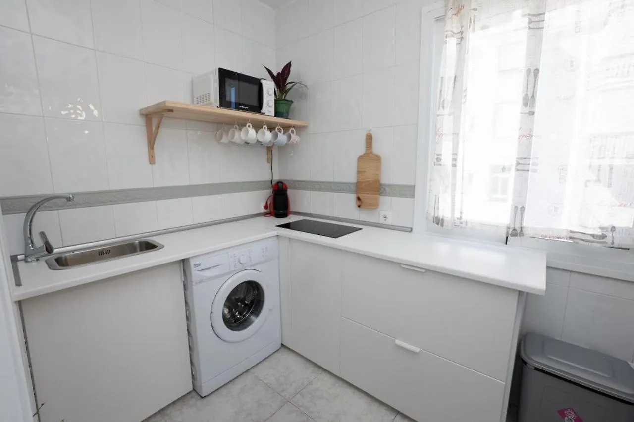 Apartamento Delfin 5-8 Menyber Nerja